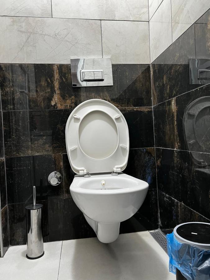 Neighbor Airport Apartment Tayakadin Dış mekan fotoğraf